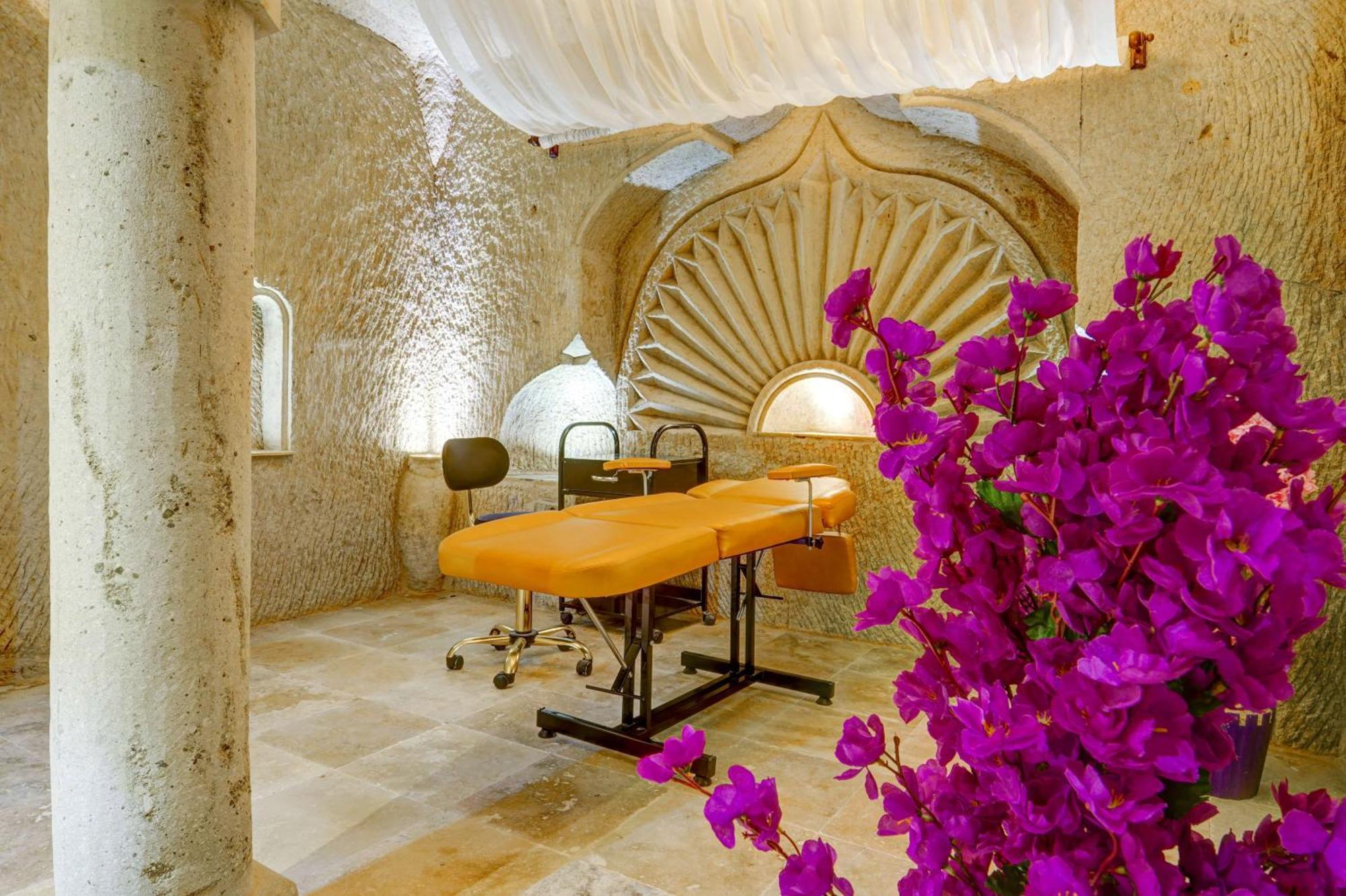 Ask-I Nare Cave Hotel - Swimming Pool & Spa Nevşehir Bagian luar foto