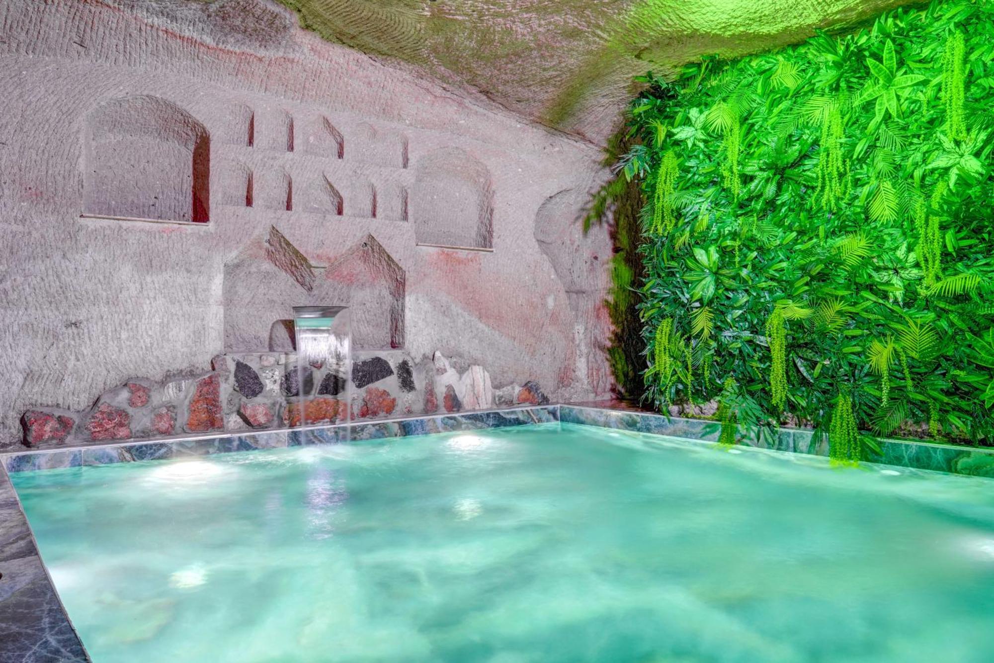 Ask-I Nare Cave Hotel - Swimming Pool & Spa Nevşehir Bagian luar foto